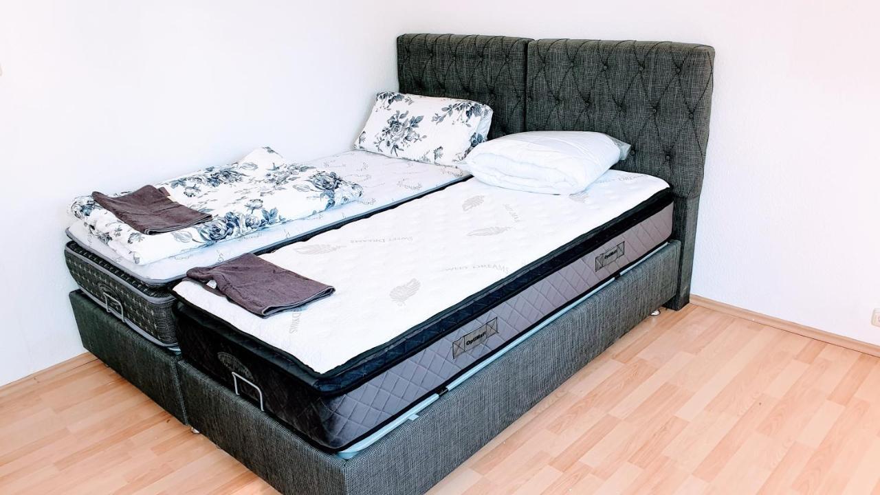 Fmi 9 Accommodation รอนไฮม์ ภายนอก รูปภาพ