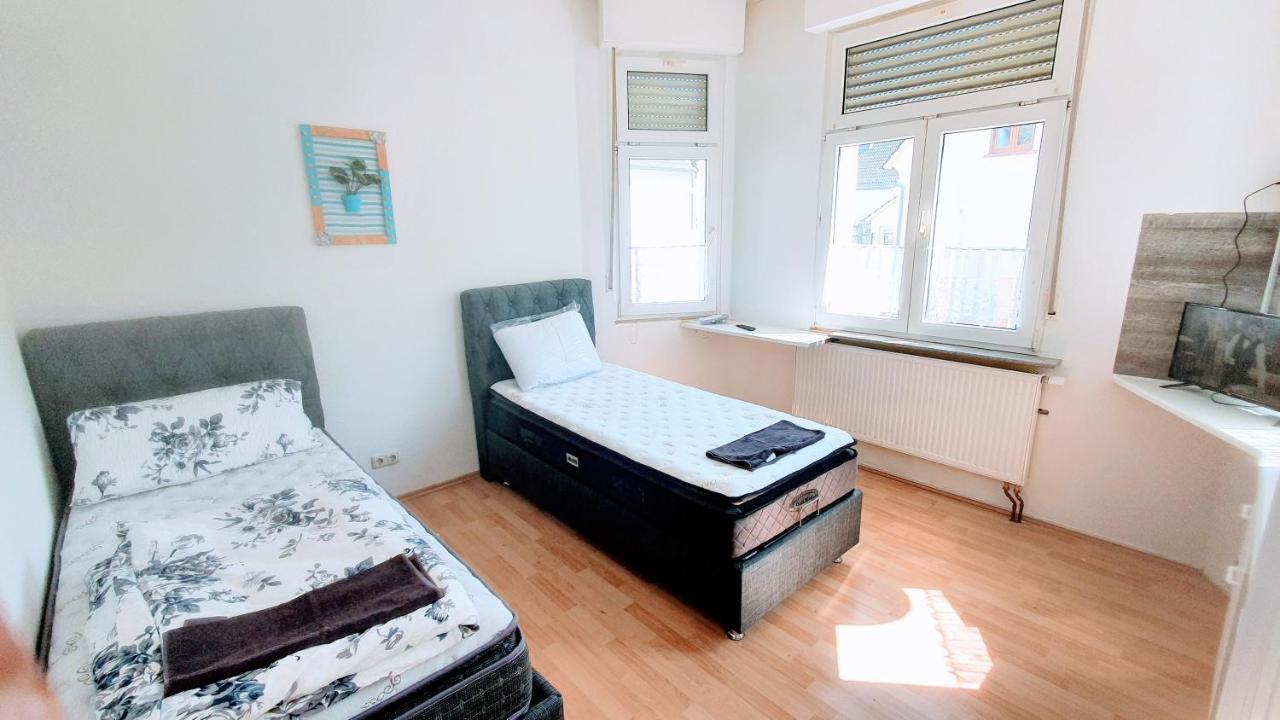 Fmi 9 Accommodation รอนไฮม์ ภายนอก รูปภาพ