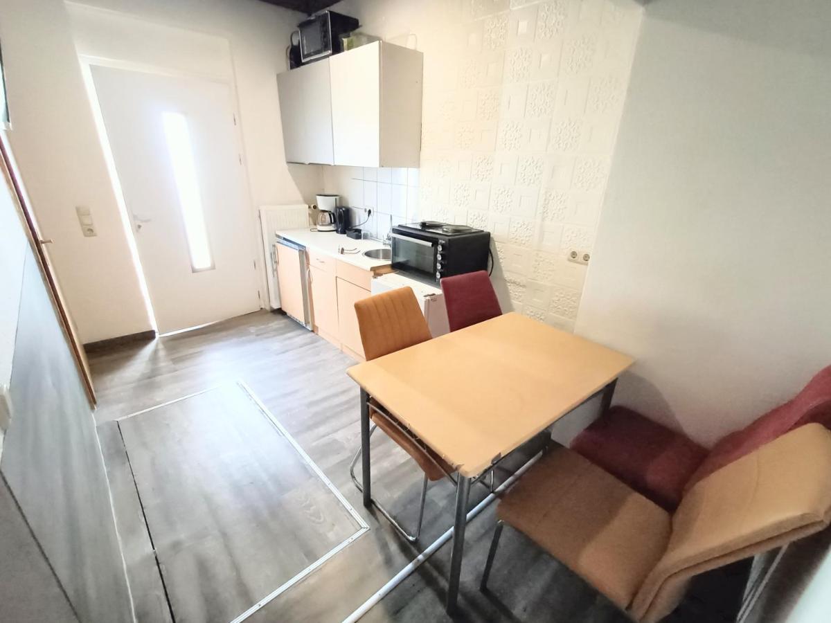 Fmi 9 Accommodation รอนไฮม์ ภายนอก รูปภาพ