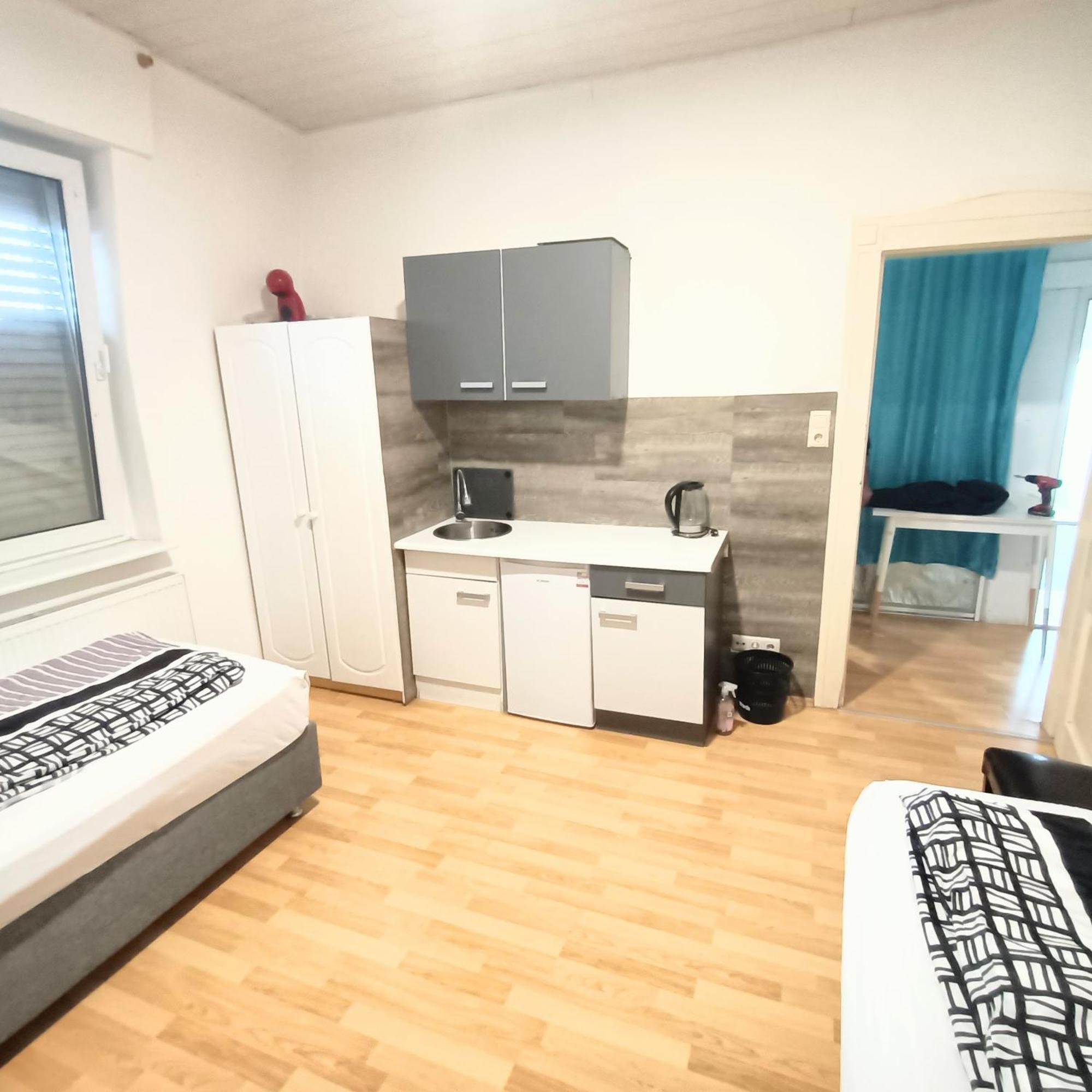 Fmi 9 Accommodation รอนไฮม์ ภายนอก รูปภาพ