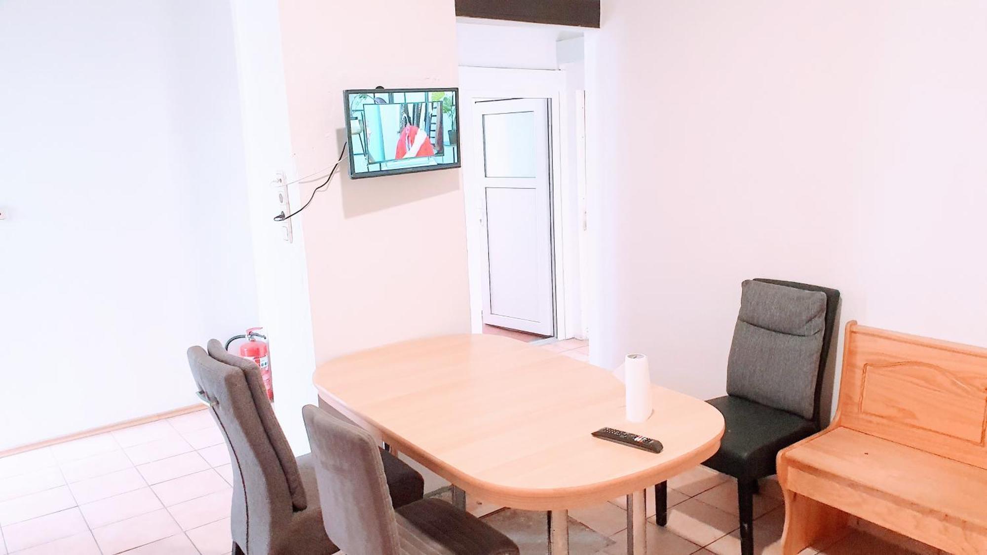 Fmi 9 Accommodation รอนไฮม์ ห้อง รูปภาพ