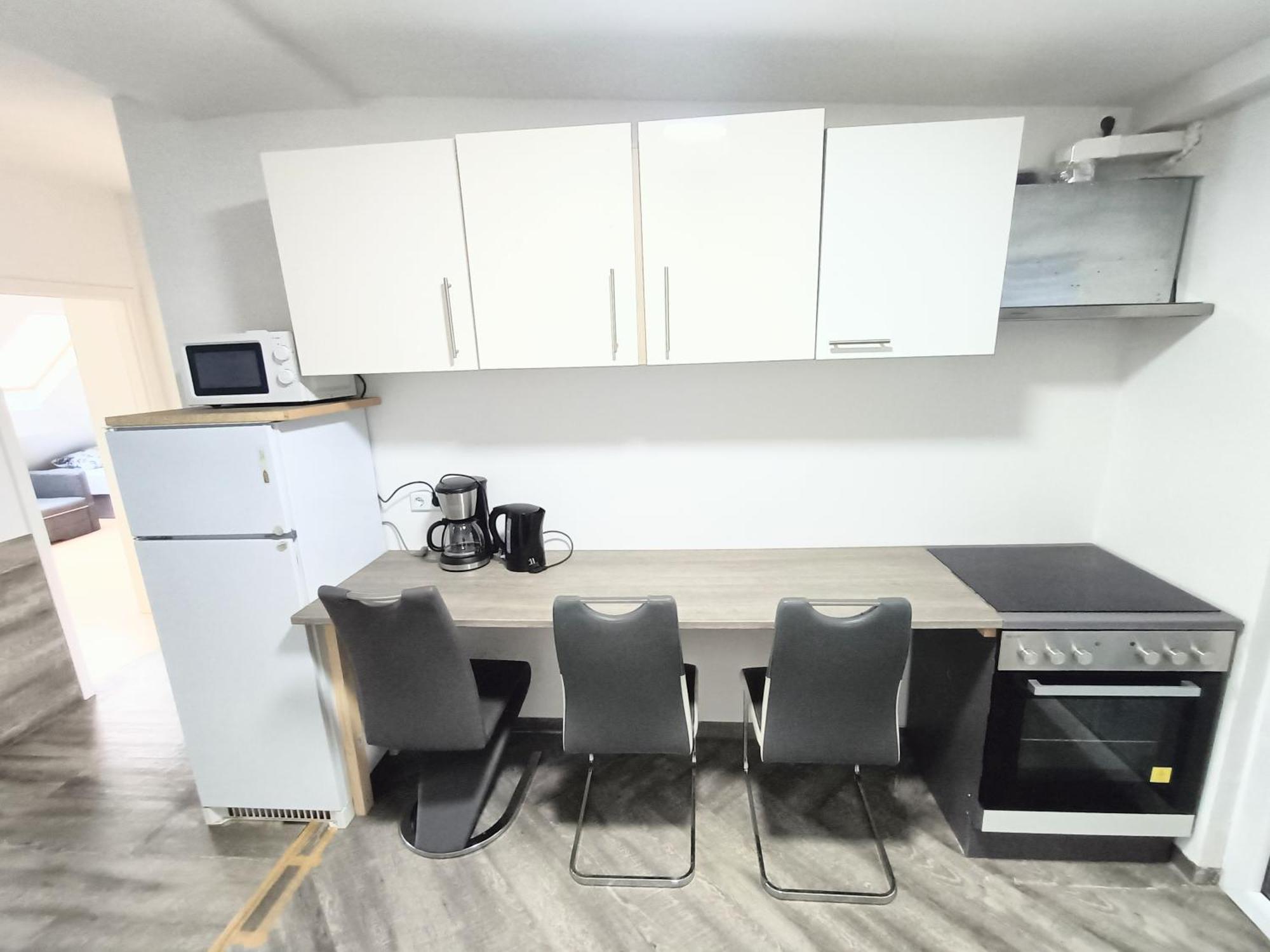 Fmi 9 Accommodation รอนไฮม์ ห้อง รูปภาพ