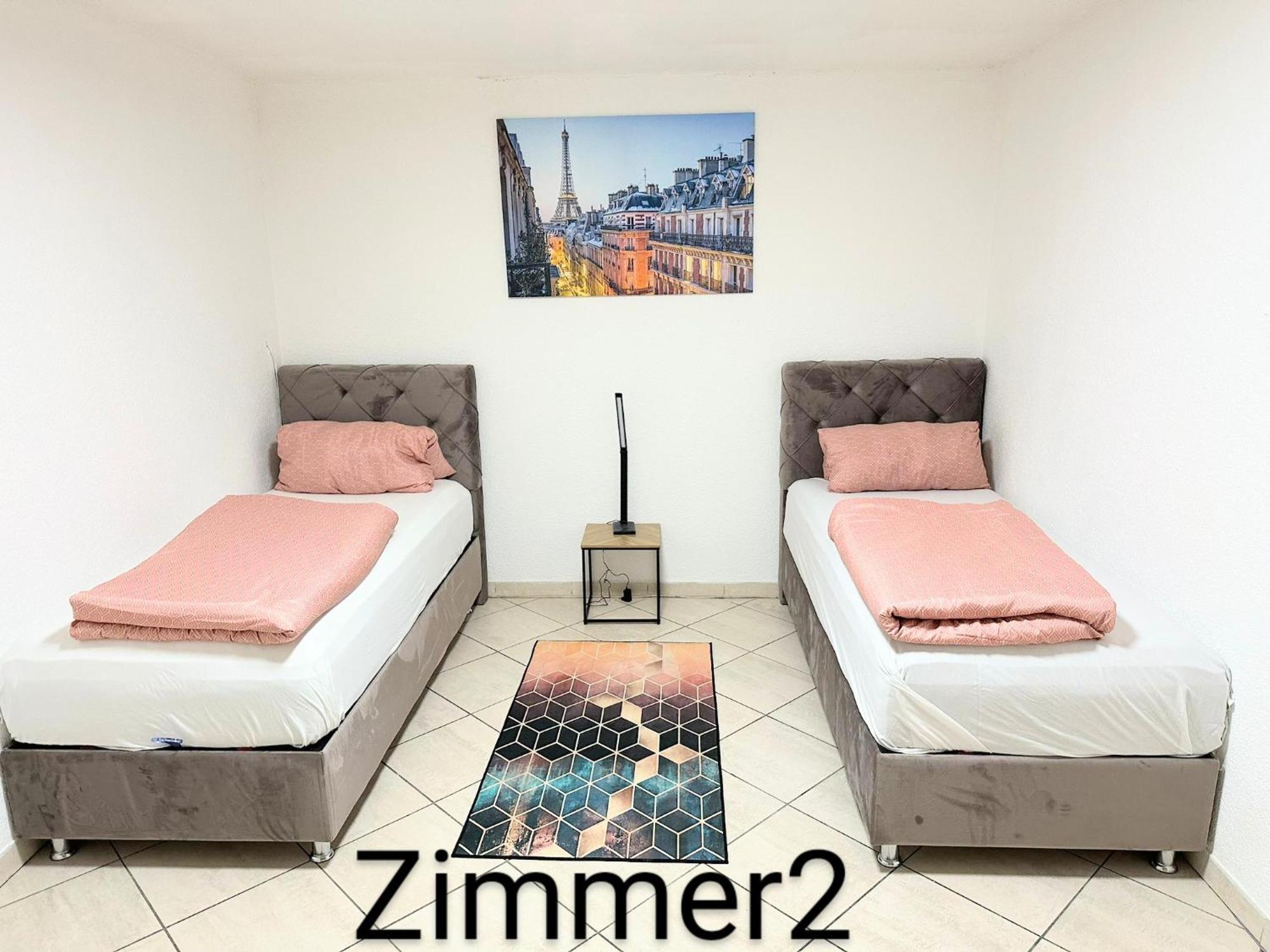 Fmi 9 Accommodation รอนไฮม์ ห้อง รูปภาพ